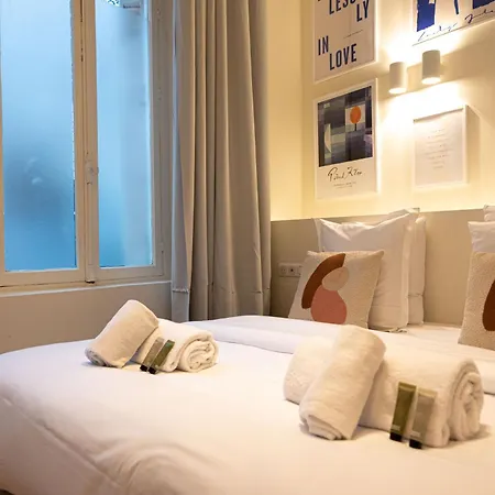 Апартаменты Amazing Flat In Champs Elysees.