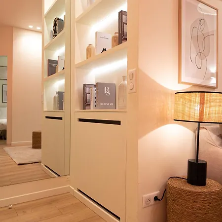 Amazing Flat In Champs Elysees.
