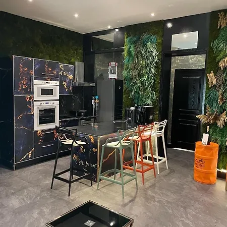 Amazing Flat In Champs-Elysees 75008 Apartamento Paris