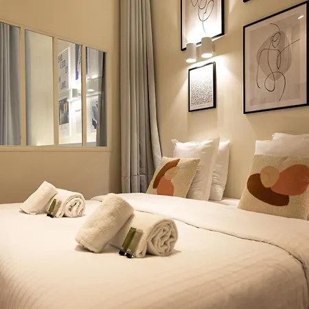 Amazing Flat In Champs Elysees. Appartement Paris